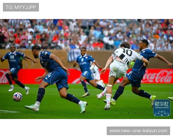 尤文图斯—德米拉尔禁区解围立功